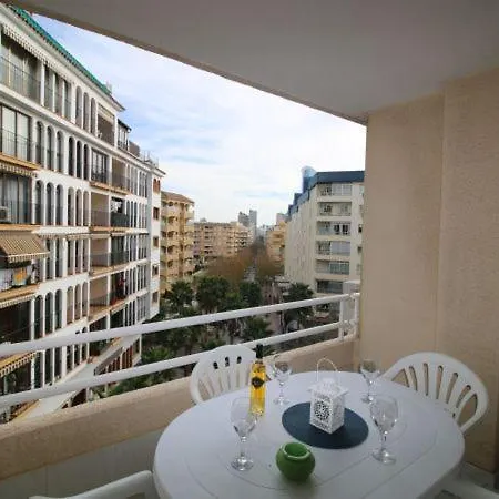 Apartamento Sleeps 3 With Air Con And Wifi